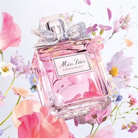 dior rose n roses vs blooming bouquet|miss Dior blooming bouquet original.